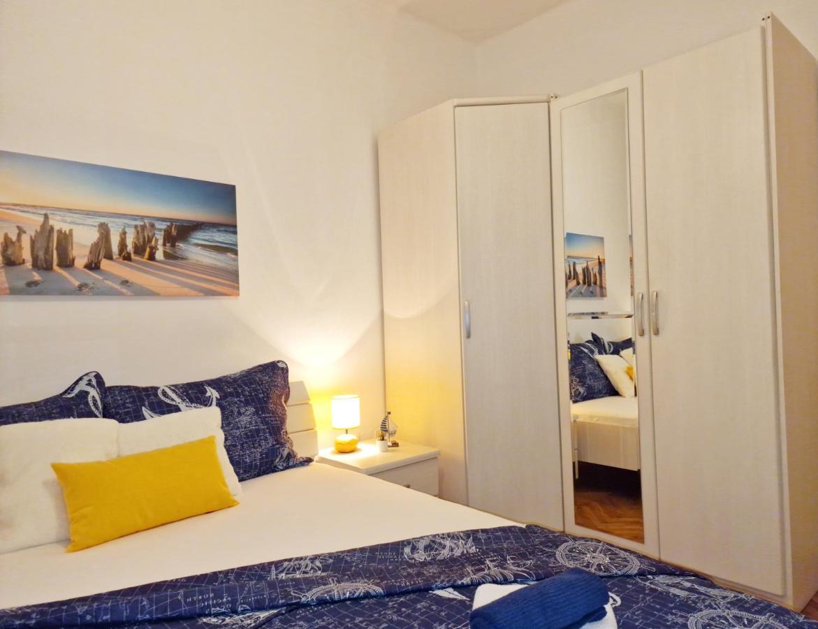 Pirates' Bay Apartment - Omis Exterior photo